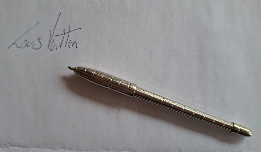 Stylo gris pour agenda Louis Vuitton