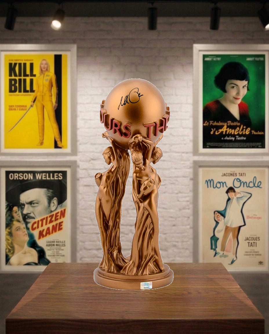 The world is yours, sculpture signée par Al Pacino