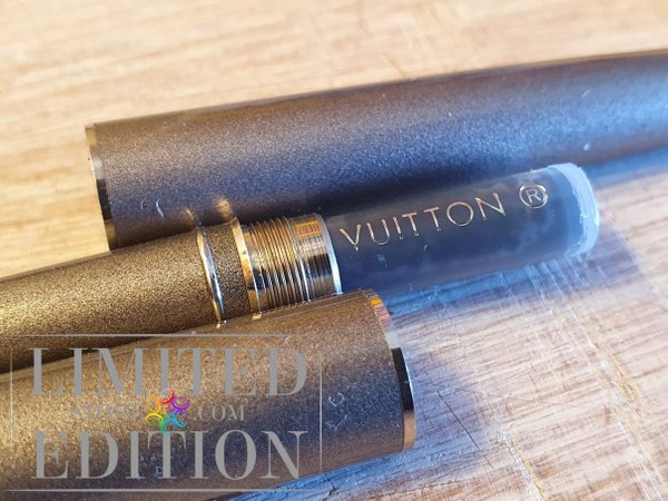Stylo plume Jet Line Louis Vuitton