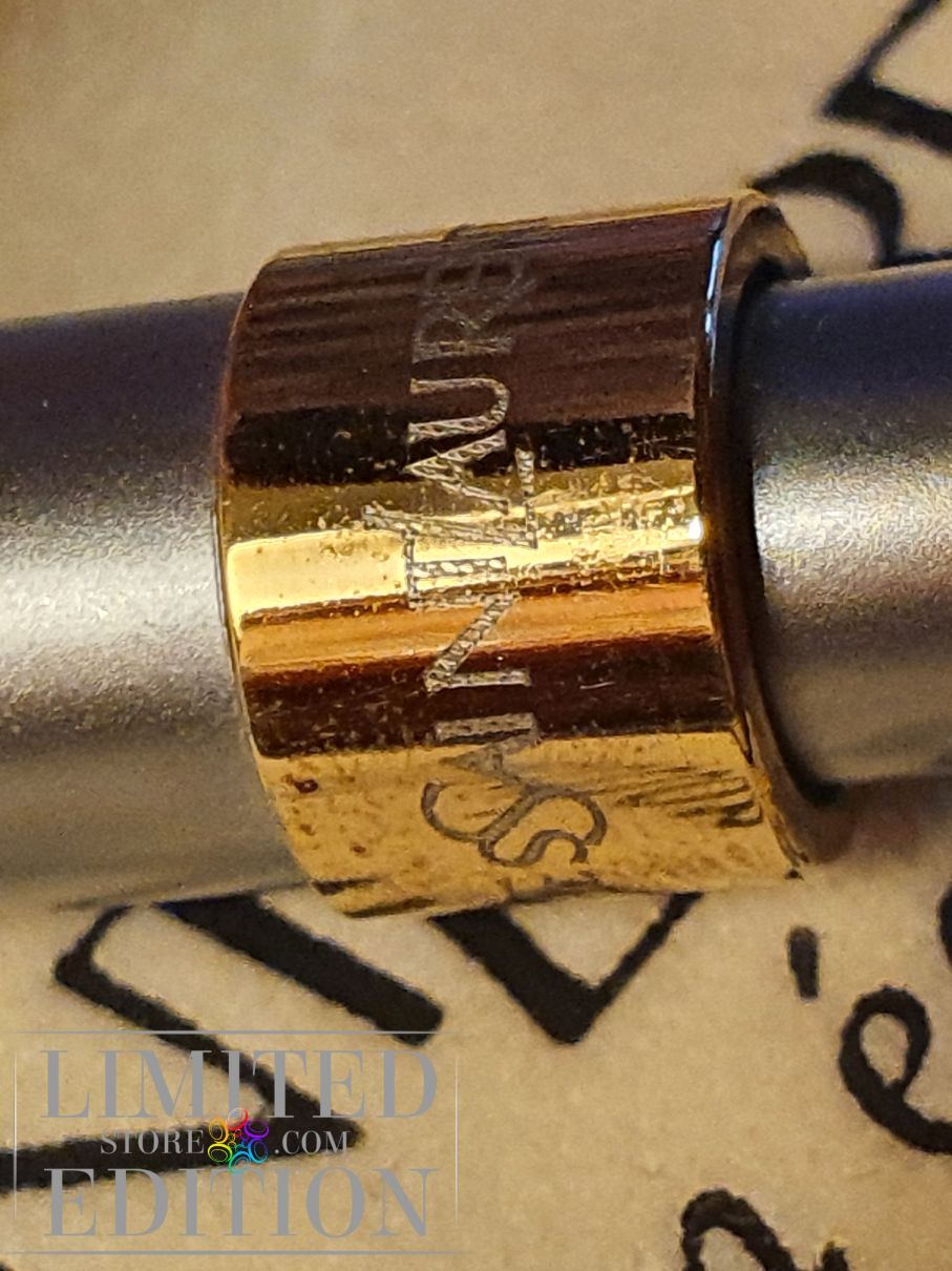 Stylo bille YVES SAINT LAURENT