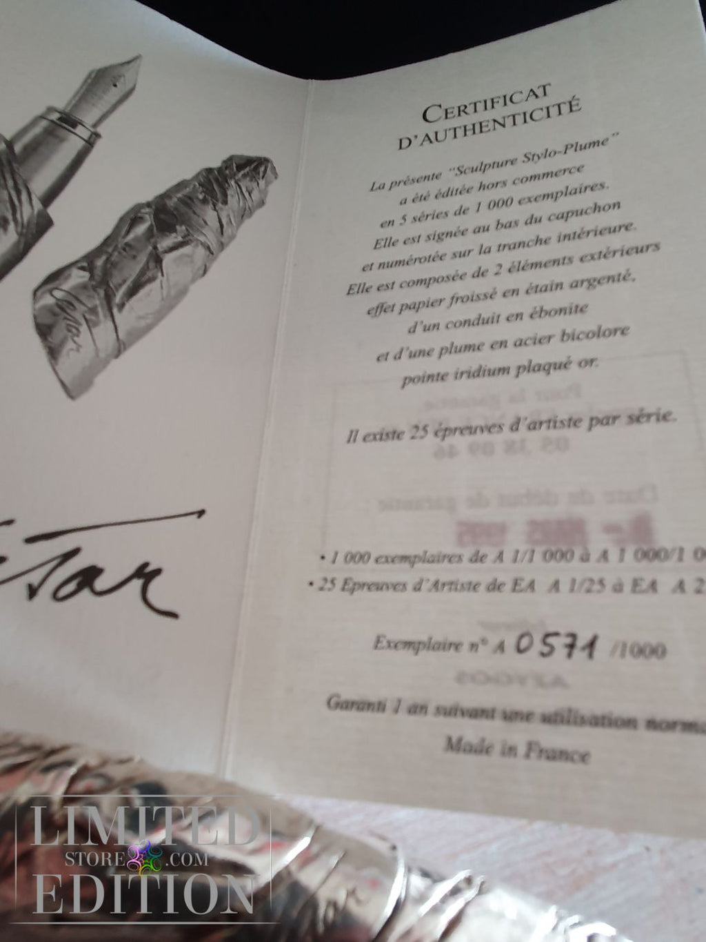 Stylo plume compression CESAR