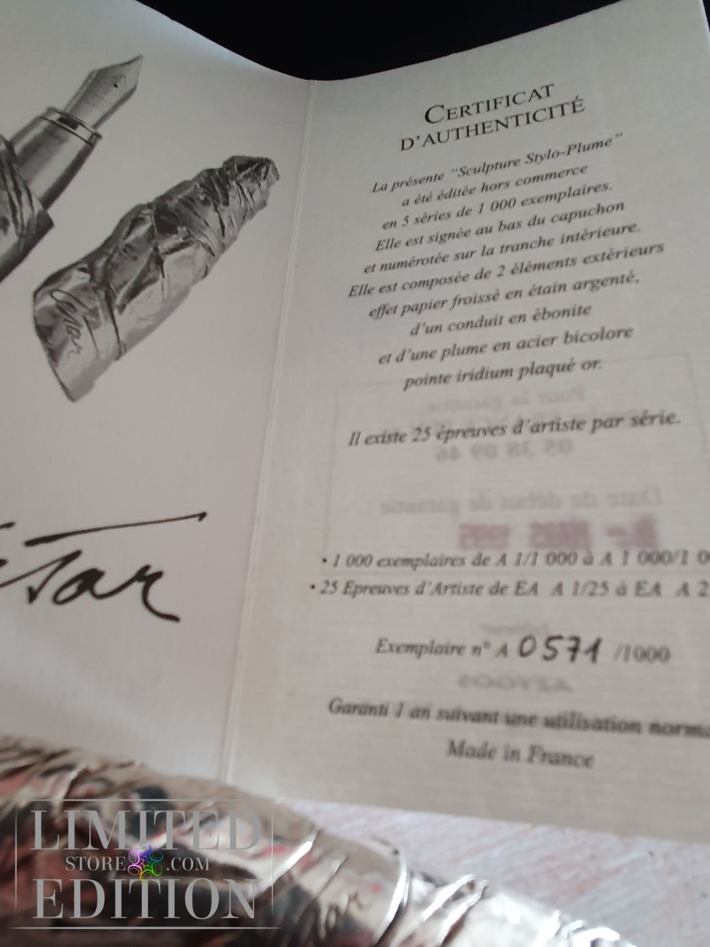 Stylo plume compression CESAR