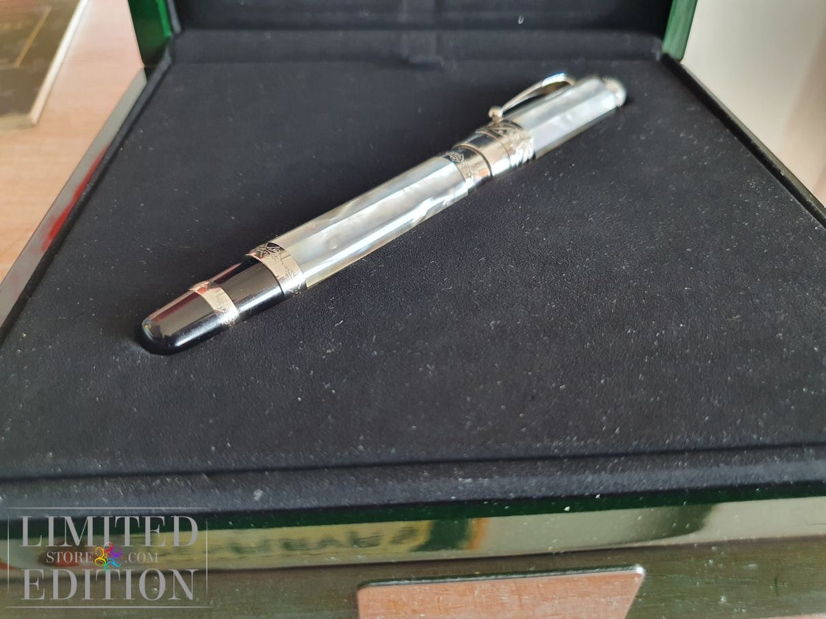 33/888 Stylo plume François 1er - Montblanc