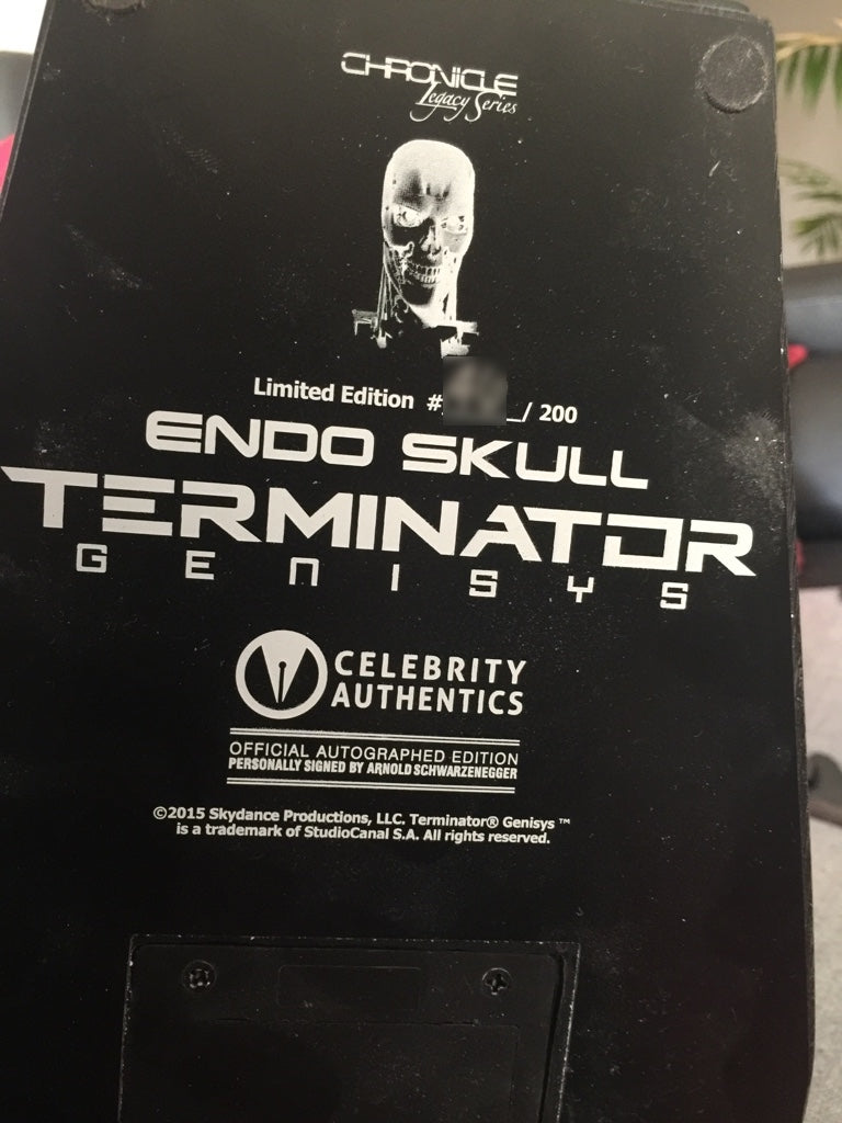 Buste Terminator T-800 signé par Arnold Schwarzenegger