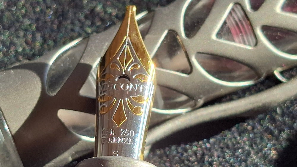 Stylo plume Visconti Skeleton Titanium Edition limitée 888