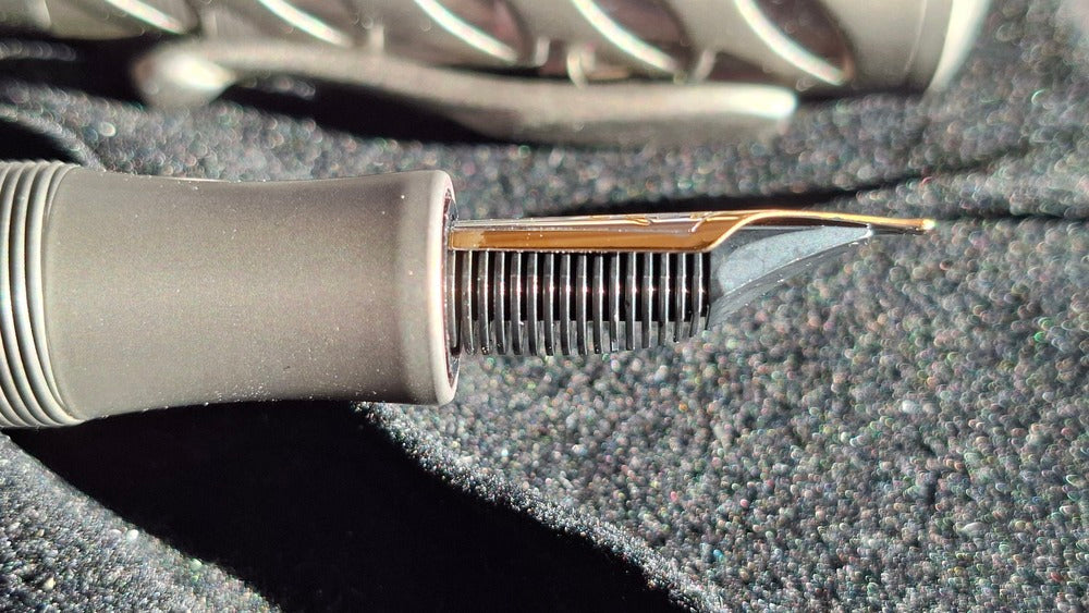 Stylo plume Visconti Skeleton Titanium Edition limitée 888