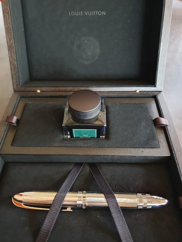 Spirit Palladium Fountain Pen - Louis Vuitton
