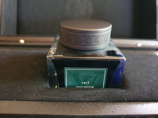 Spirit Palladium Fountain Pen - Louis Vuitton