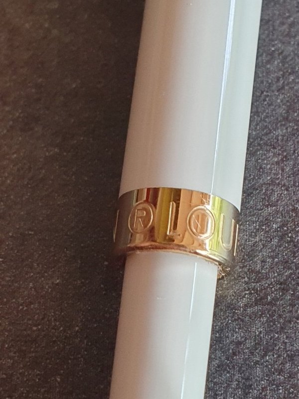 Stylo blanc pour agenda Louis Vuitton
