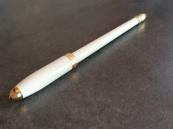 Stylo blanc pour agenda Louis Vuitton