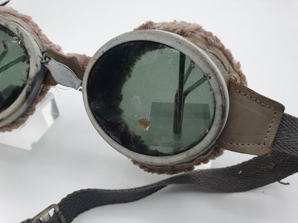 Lunettes ayant figuré au film 7 ans au Tibet avec Brad Pitt